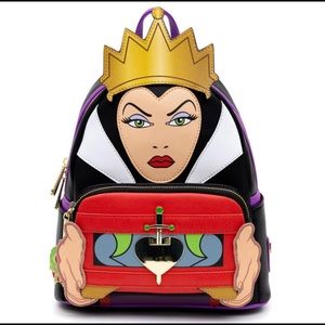 Loungefly Evil Queen Snow White Heart Chest mini backpack Exclusive